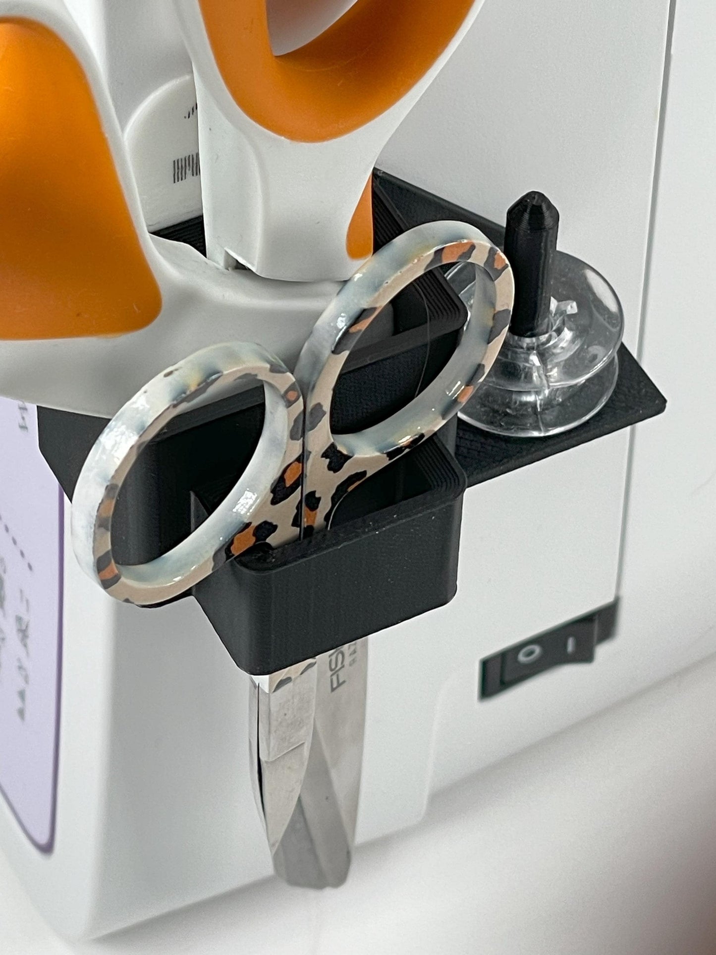 Quilt Machine, Longarm, Scissor and Bobbin Storage Organizer