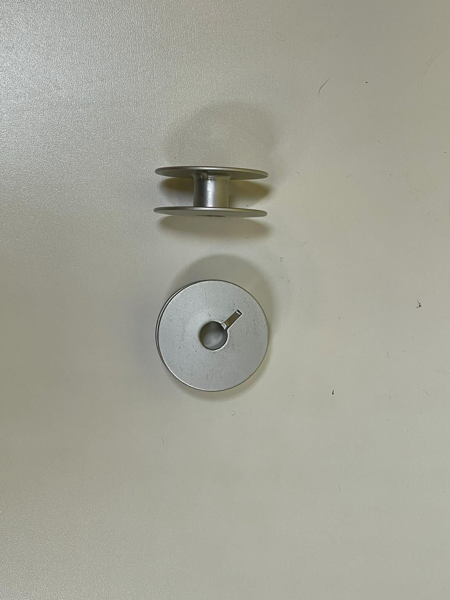 Longarm Set of 10 High Quality Large Capacity (M Size) Aluminum Bobbins