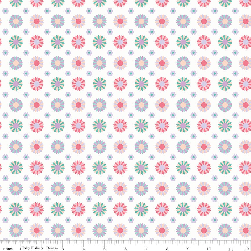 Patchwork Dresden Cream Riley Blake Quilting Cotton Fabric by the Yard - Ray of Sonshine Design