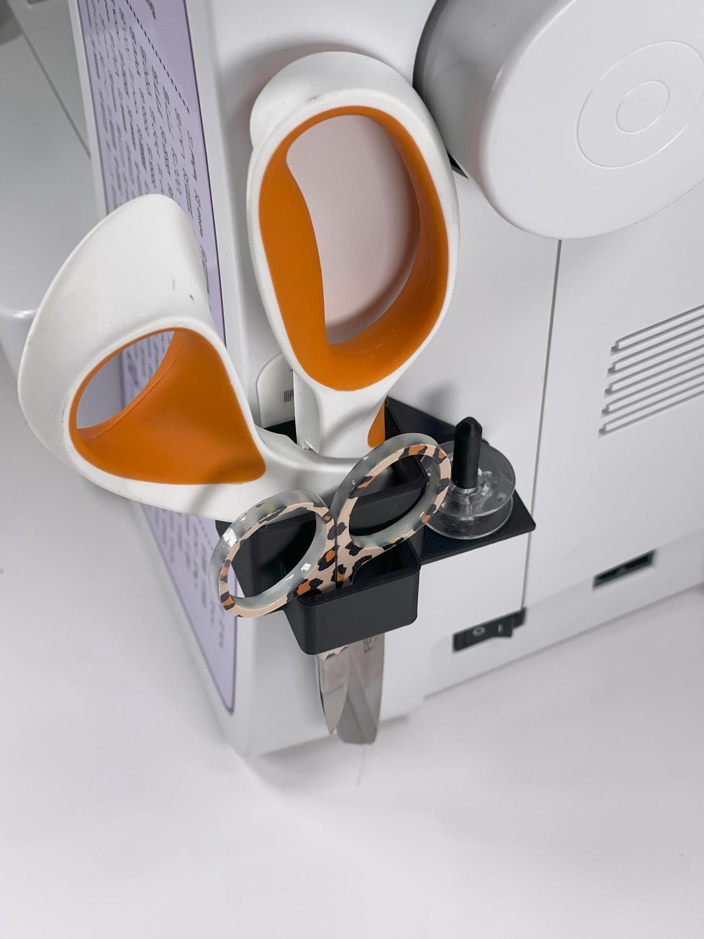 Quilt Machine, Longarm, Scissor and Bobbin Storage Organizer. Scissor Holder Longarm - Ray of Sonshine Design